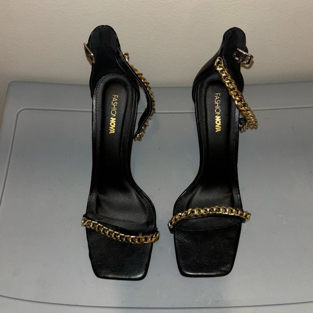 Fashion Nova Heels. Size 10. Black/Gold